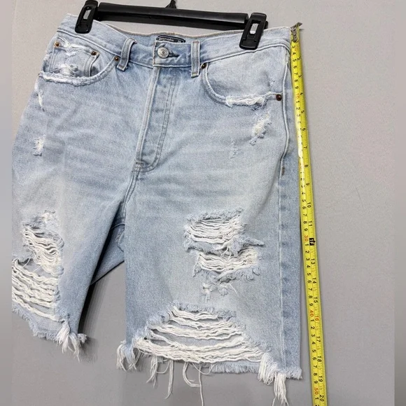 Abercrombie & Fitch Women’s Light Blue High Rise Denim Shorts Distressed Size 6 - Picture 6 of 10